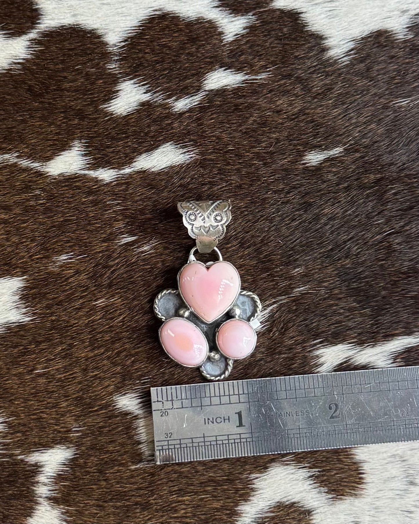 Pink Conch 3 Stone Heart Pendant *Native