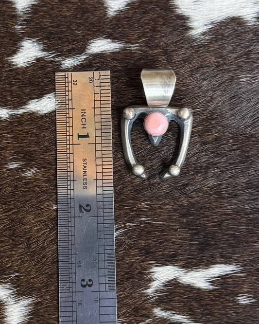 Pink Conch Naja Pendant *Native