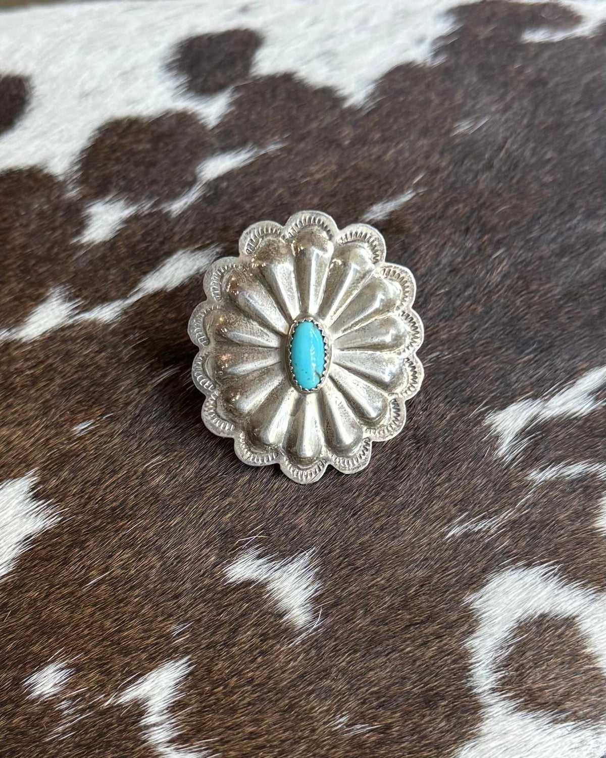 Sz 10 Round Concho Ring *Native