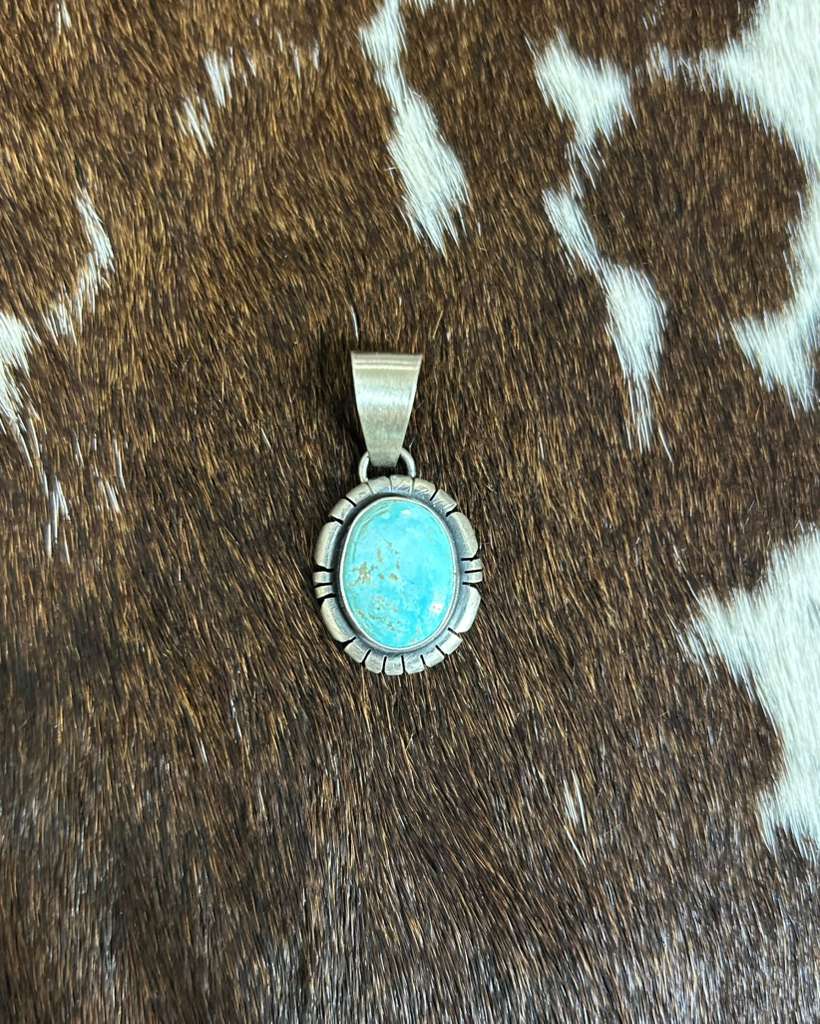 Simple Border Pendant *Native