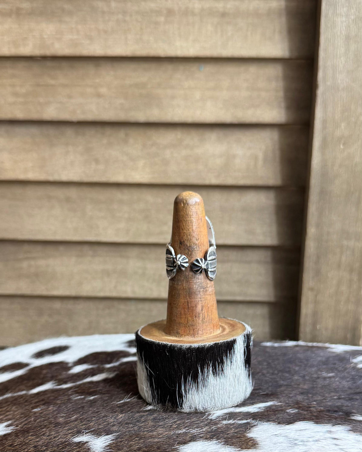 Royston Oval Adj Ring *Native