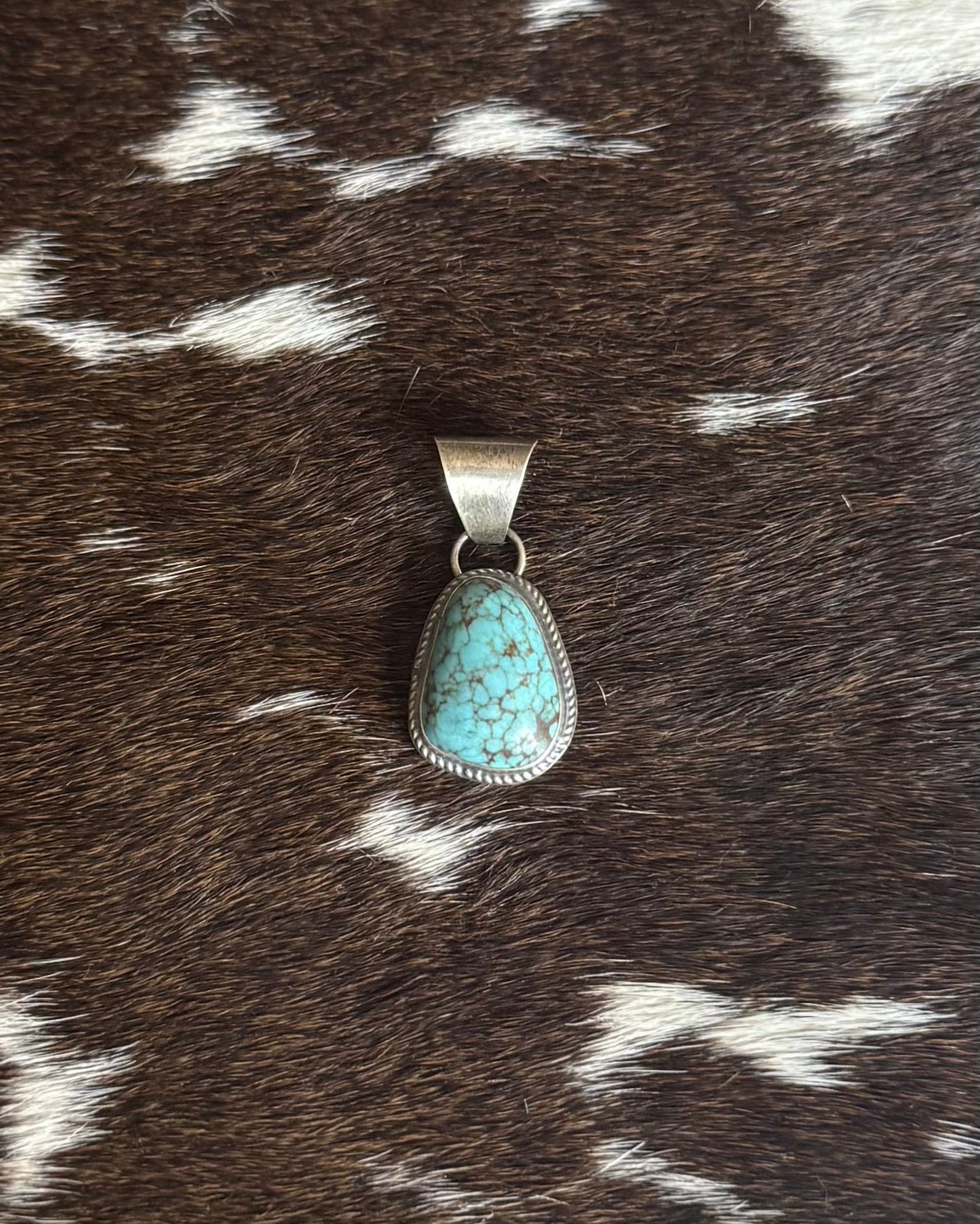 Simple Dainty #8 Pendant *Native