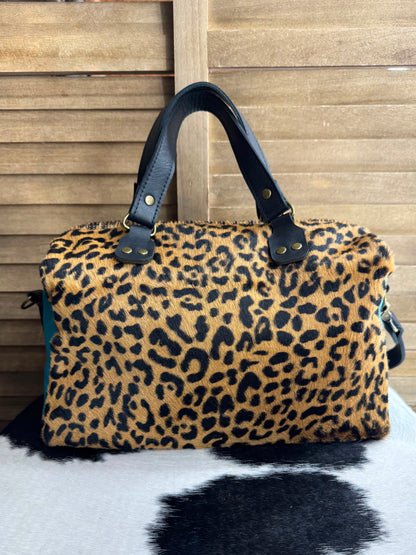 Turqouise Leopard Medium Speedy