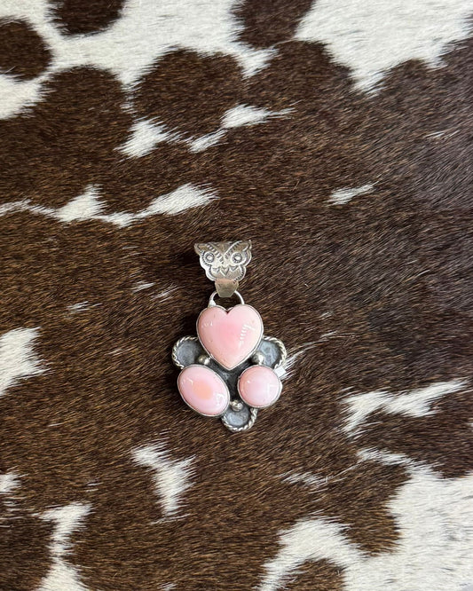 Pink Conch 3 Stone Heart Pendant *Native