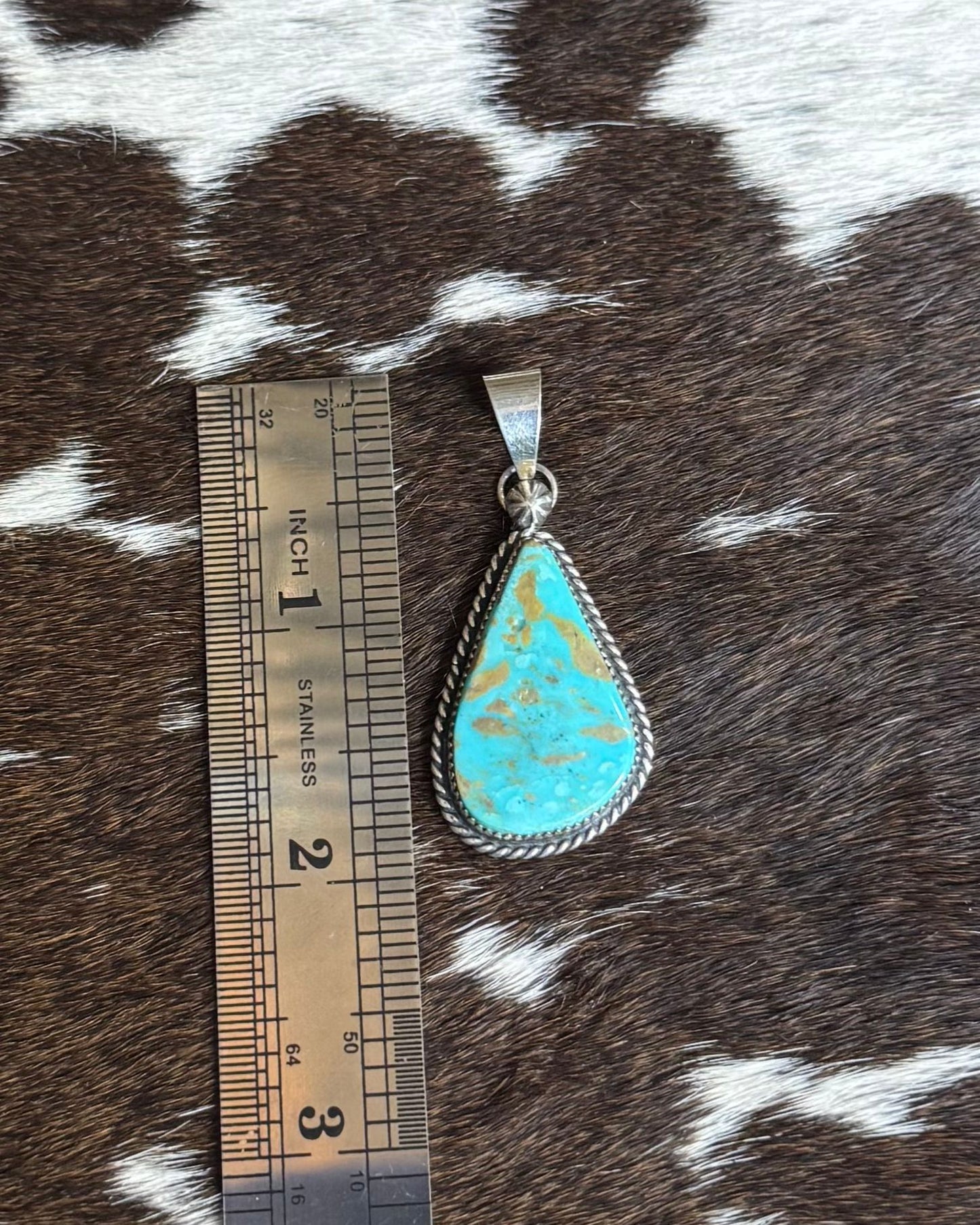 Simple Kingman Pendant *Native