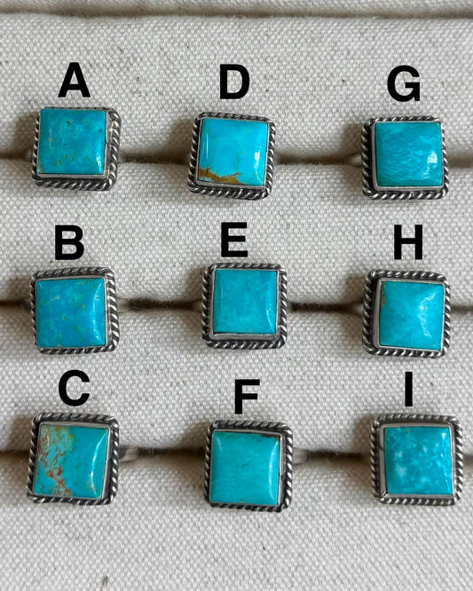 Simple Square Adj Ring *Native