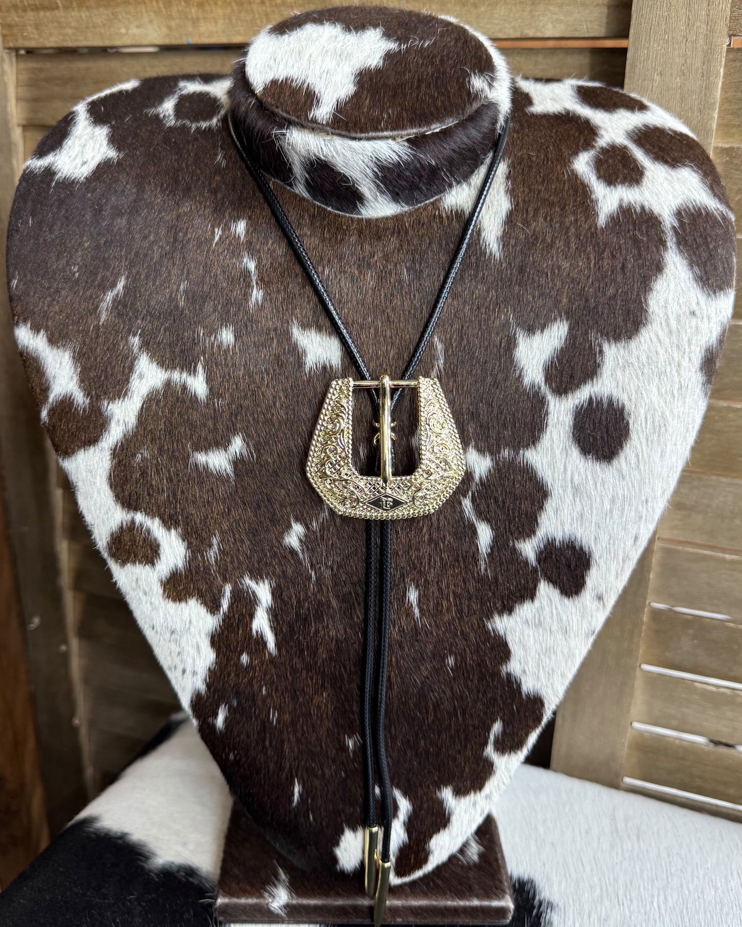 HillBetty Large Gold Bolo