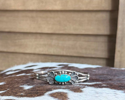 Turquoise Stone Cuff *Native