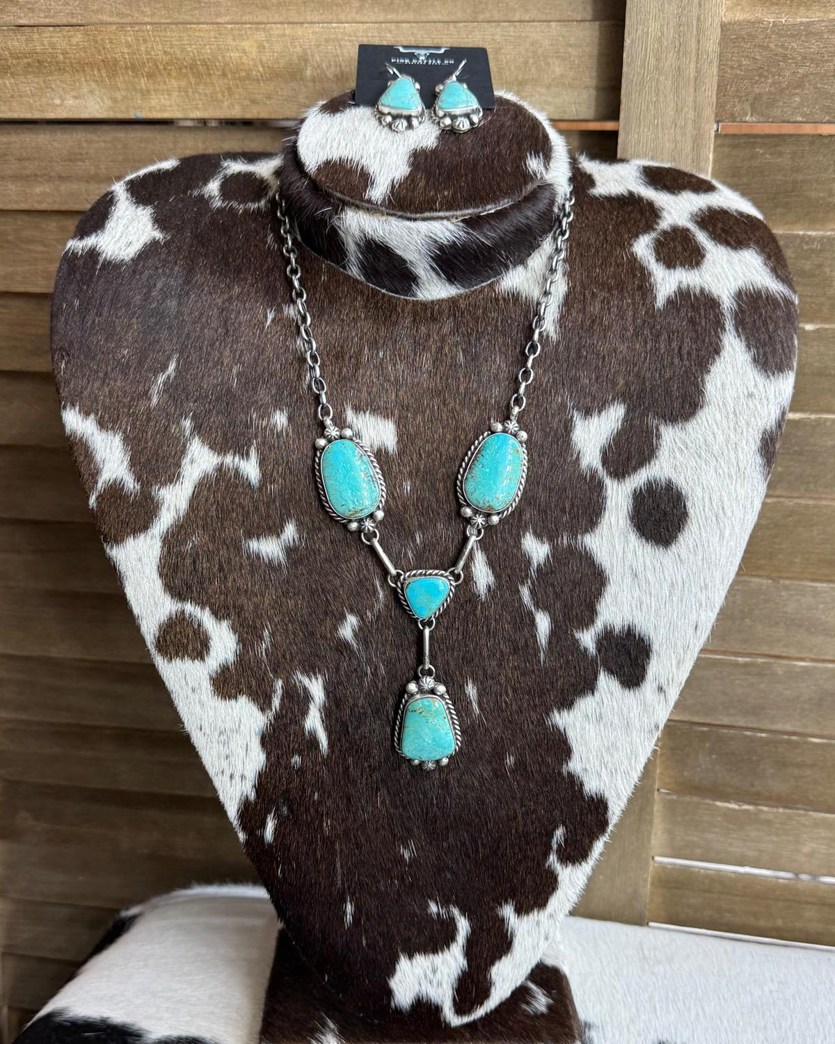 Kingman Turquoise Lariat *Native