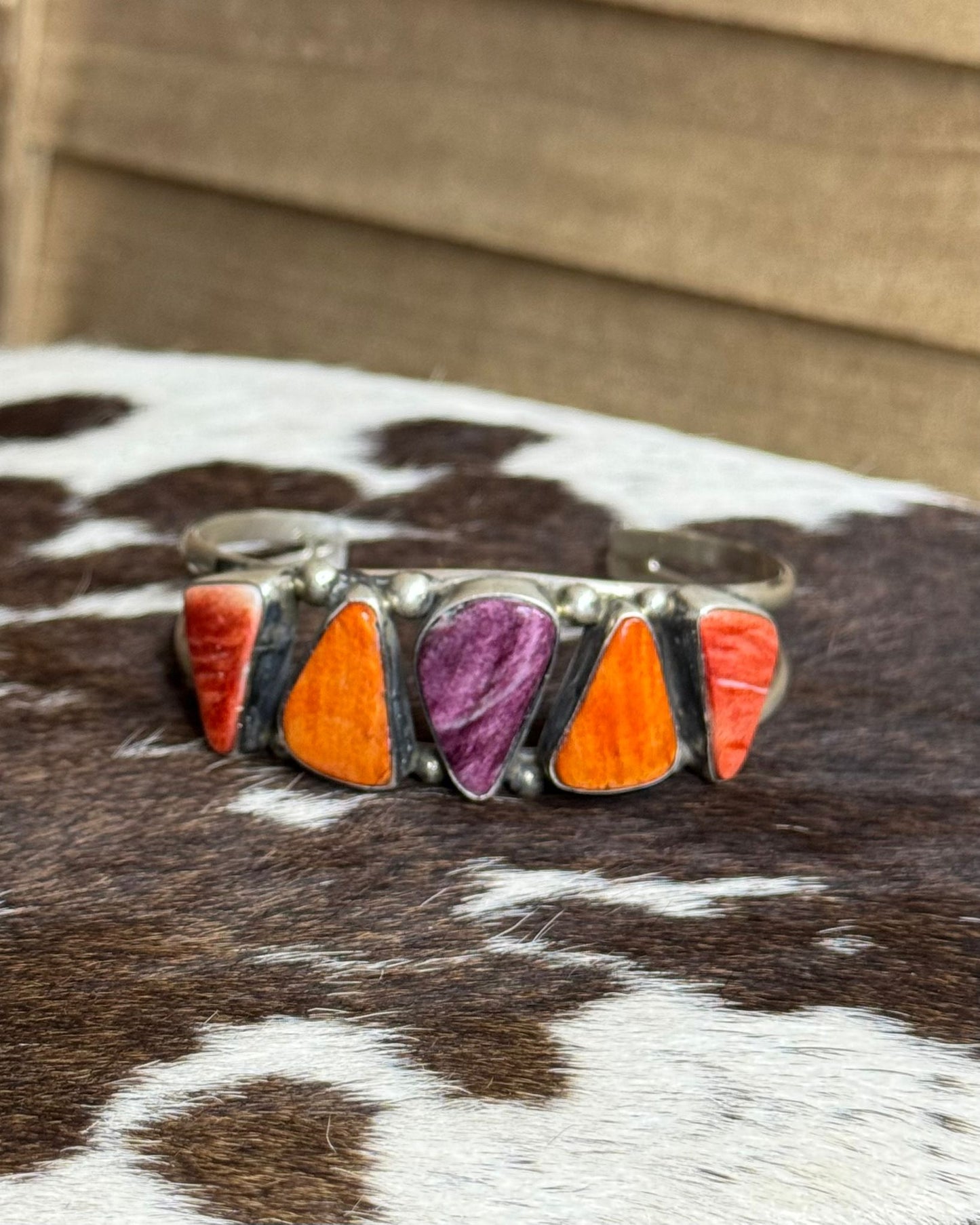 Multi Spiny Stone Cuff *Native
