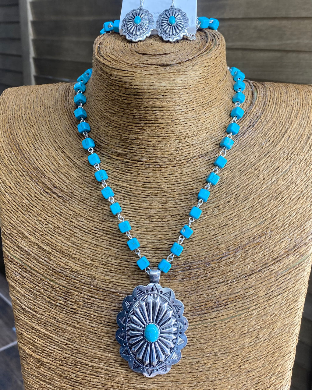 Turquoise Chain Concho Necklace Set