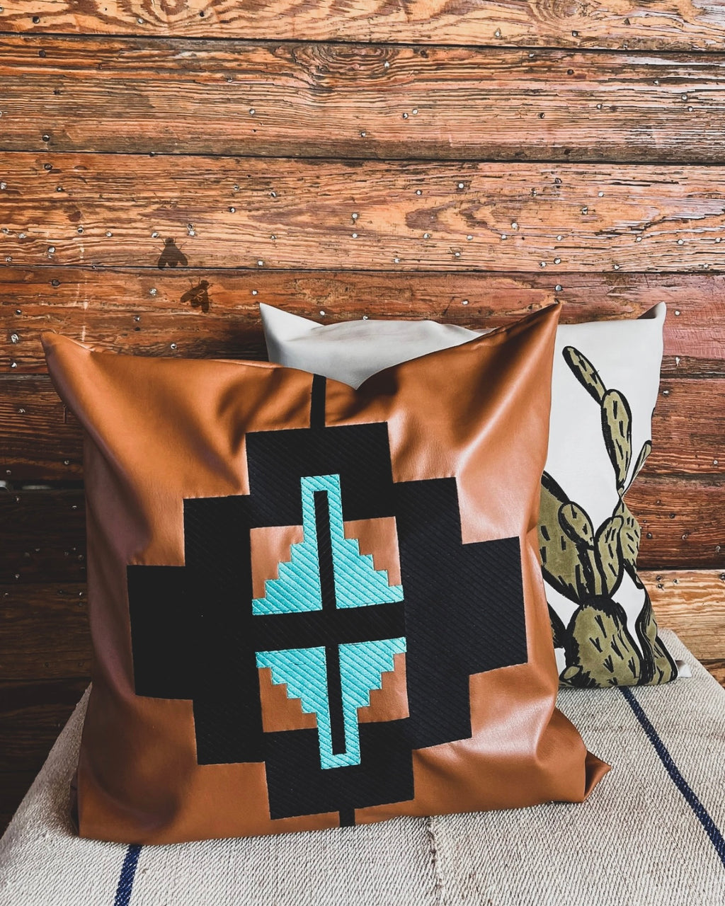 Western Point Pillow Cover