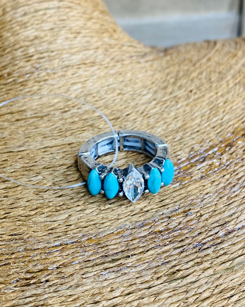 Oval Turquoise Stretch Ring