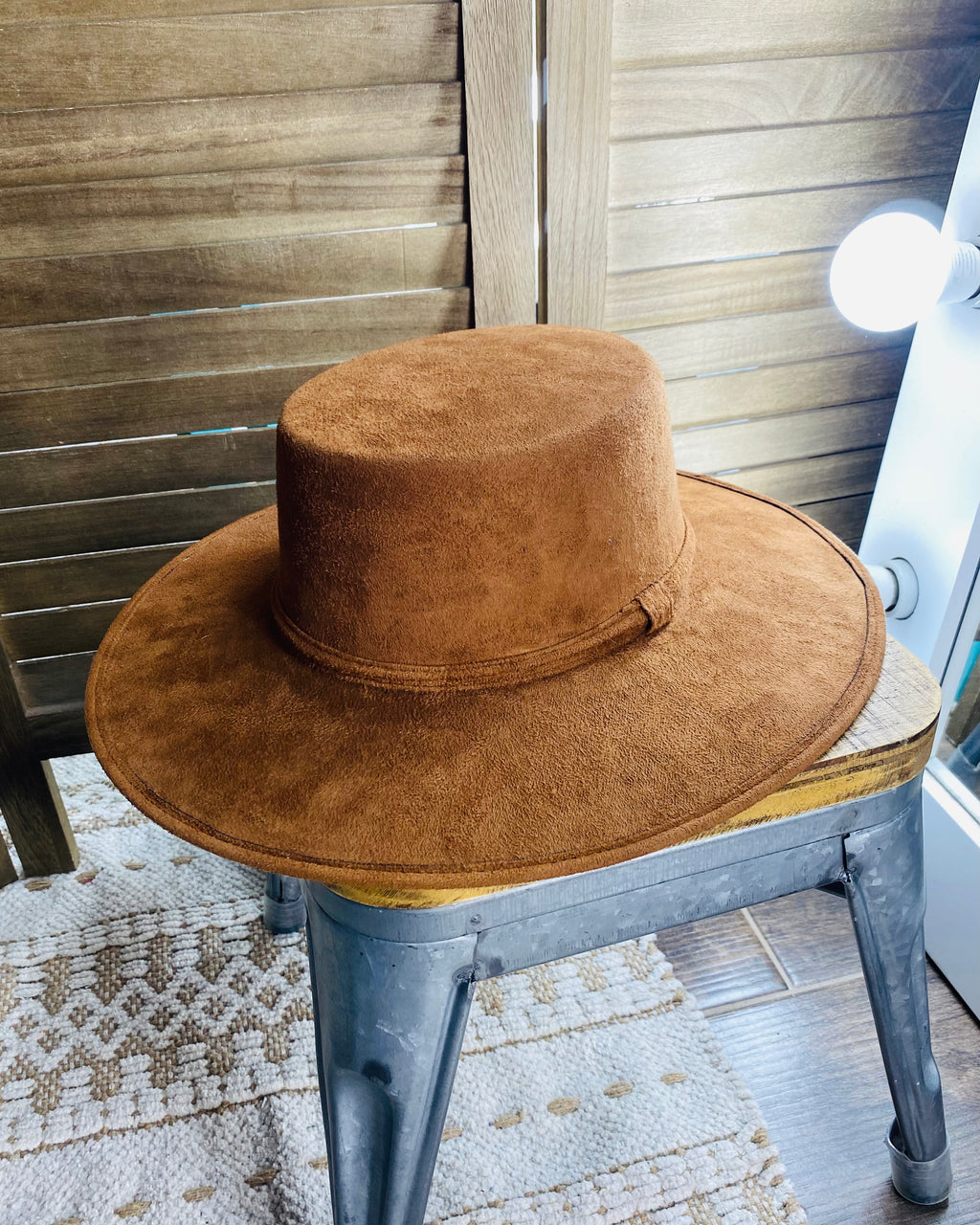 Camel Flat Top Hat